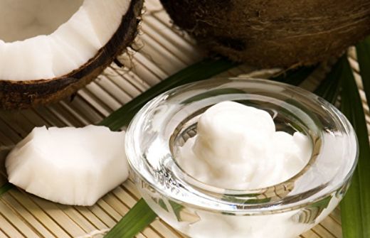 Hindistan Cevizi Yağı Cilt Bakımı